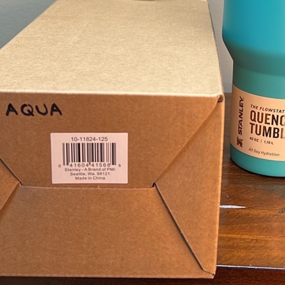 Stanley 40 oz Stainless Steel Adventure Aquamarine - Picture 8 of 9